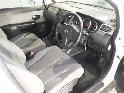 Nissan TIIDA LATIO