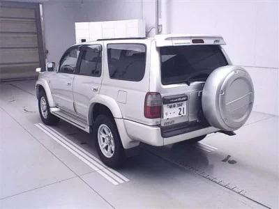 Toyota HILUX SURF
