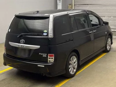 Toyota ISIS