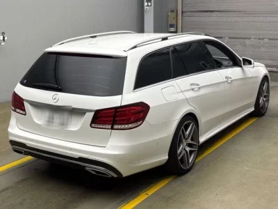 Mercedes-Benz E CLASS WAGON