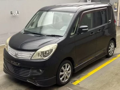 Mitsubishi DELICA D2