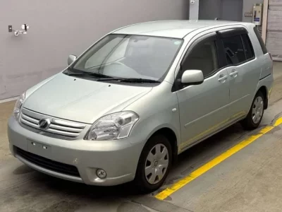 Toyota RAUM