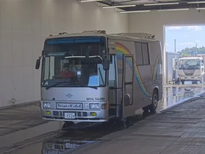 Hino BUS