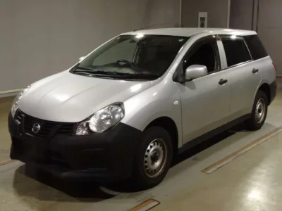 Nissan AD