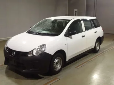 Nissan AD