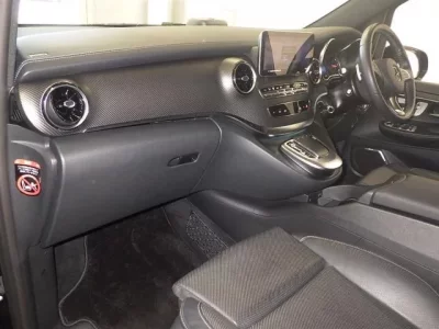Mercedes-Benz V CLASS