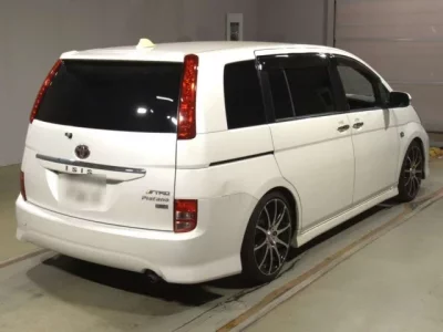 Toyota ISIS