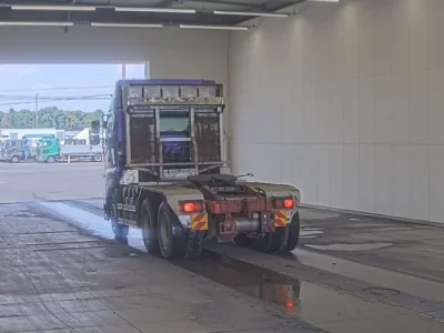 Hino TRUCK