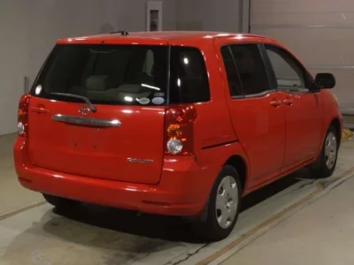 Toyota RAUM