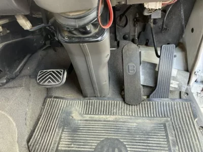 Nissan TRUCK
