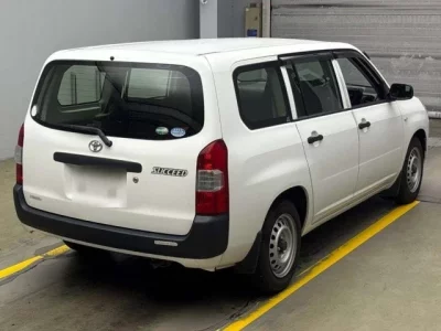 Toyota SUCCEED