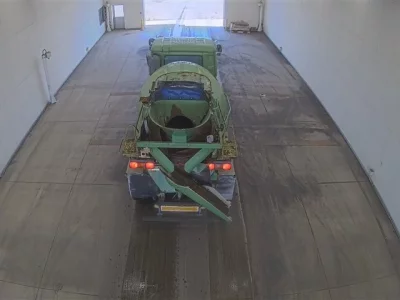 Nissan TRUCK
