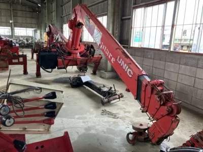 OTHERS UNIC CRANE