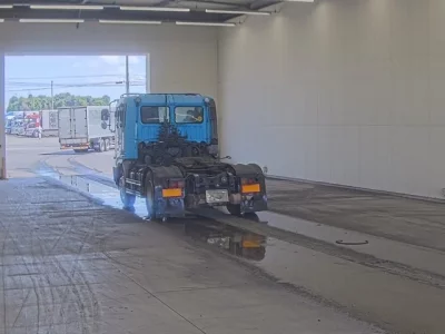 Hino TRUCK