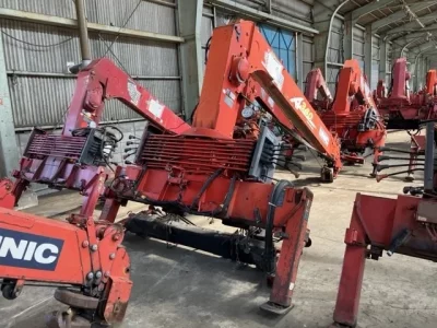 OTHERS UNIC CRANE