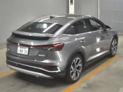 Audi Q4