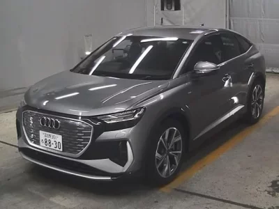 Audi Q4