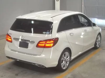 Mercedes-Benz B CLASS
