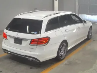 Mercedes-Benz E CLASS WAGON