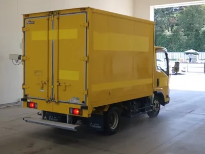 Isuzu ELF