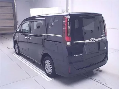 Toyota ESQUIRE