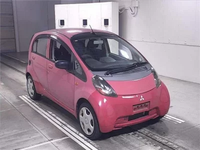 Mitsubishi I
