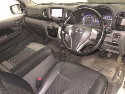 Nissan CARAVAN VAN