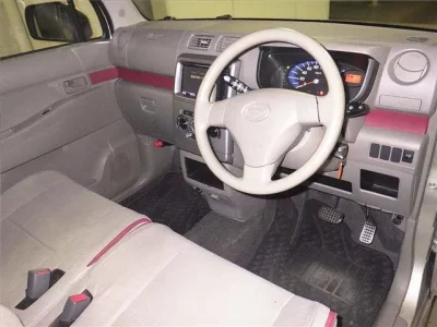 Daihatsu MOVE CONTE