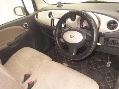 Daihatsu MOVE LATTE