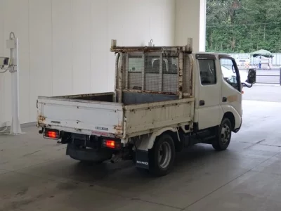Hino TRUCK
