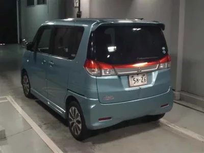 Mitsubishi DELICA D2