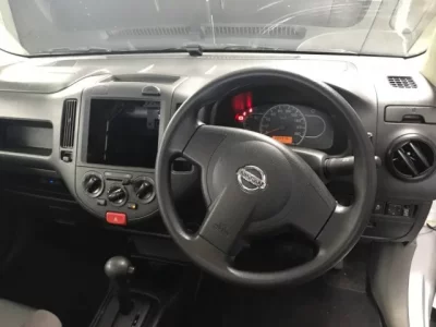 Nissan AD