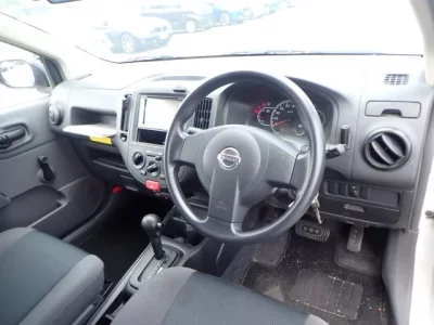 Nissan AD