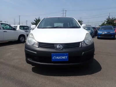 Nissan AD