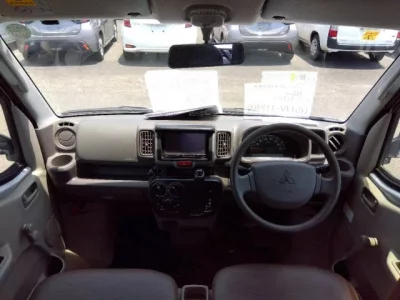 Mitsubishi MINICAB VAN