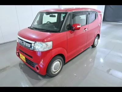 Honda N BOX SLASH