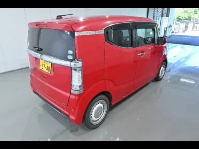 Honda N BOX SLASH
