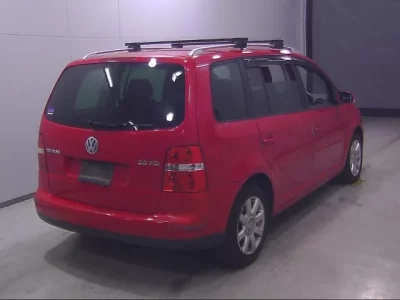 Volkswagen GOLF TOURAN
