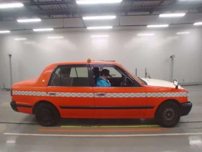 Toyota CROWN COMFORT