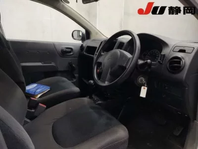 Mitsubishi LANCER VAN