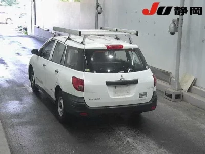 Mitsubishi LANCER VAN