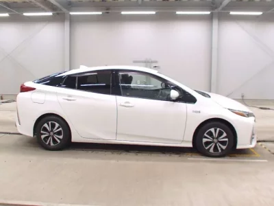 Toyota PRIUS PHV