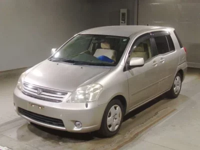 Toyota RAUM