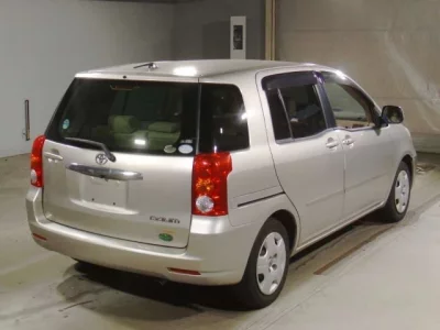 Toyota RAUM