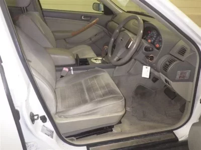 Nissan STAGEA