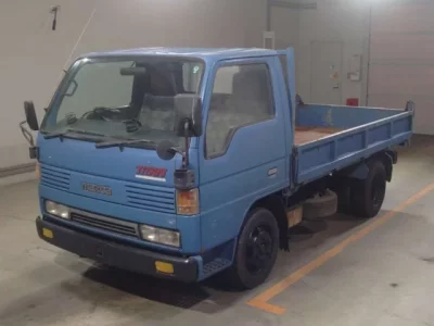 Mazda TITAN