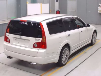 Nissan STAGEA