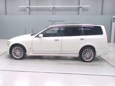 Nissan STAGEA