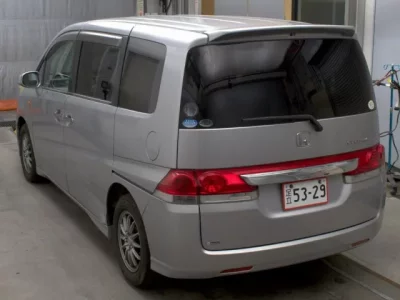 Honda STEP WAGON