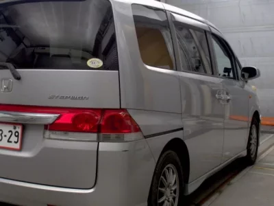 Honda STEP WAGON